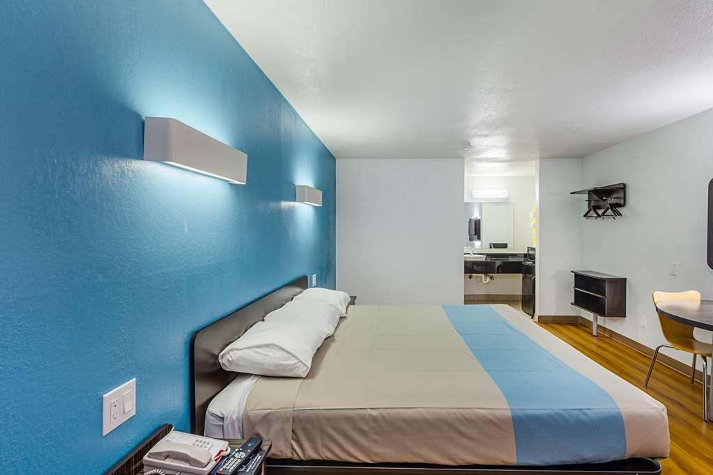 Motel 6 Fort Worth - Northside Номер фото