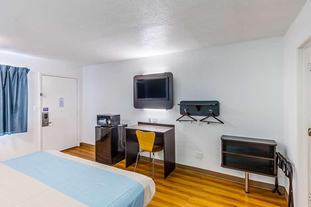 Motel 6 Fort Worth - Northside Номер фото