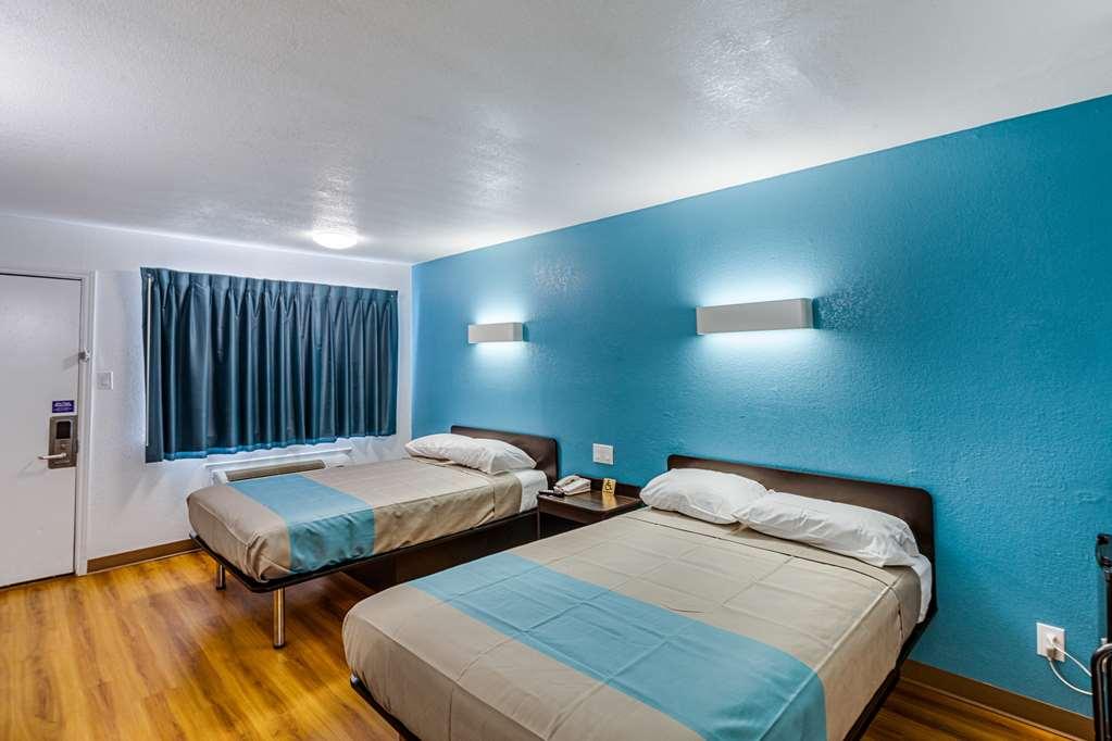 Motel 6 Fort Worth - Northside Номер фото
