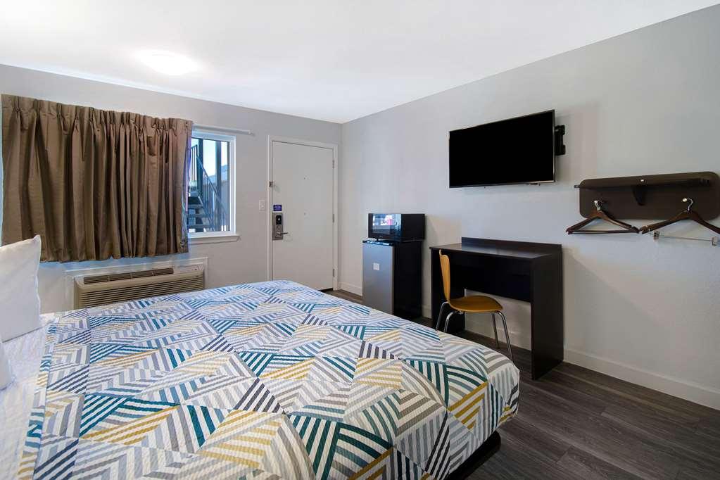 Motel 6 Fort Worth - Northside Номер фото