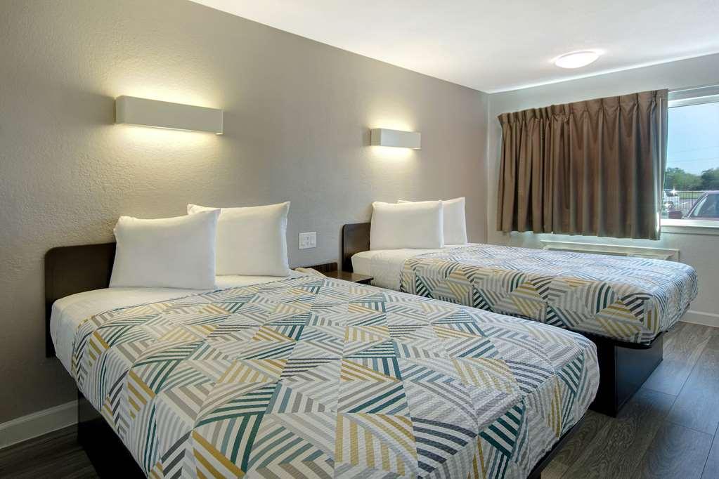 Motel 6 Fort Worth - Northside Номер фото